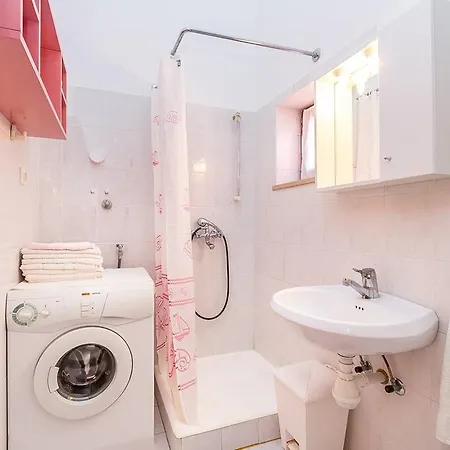 Apartman Kaporalin